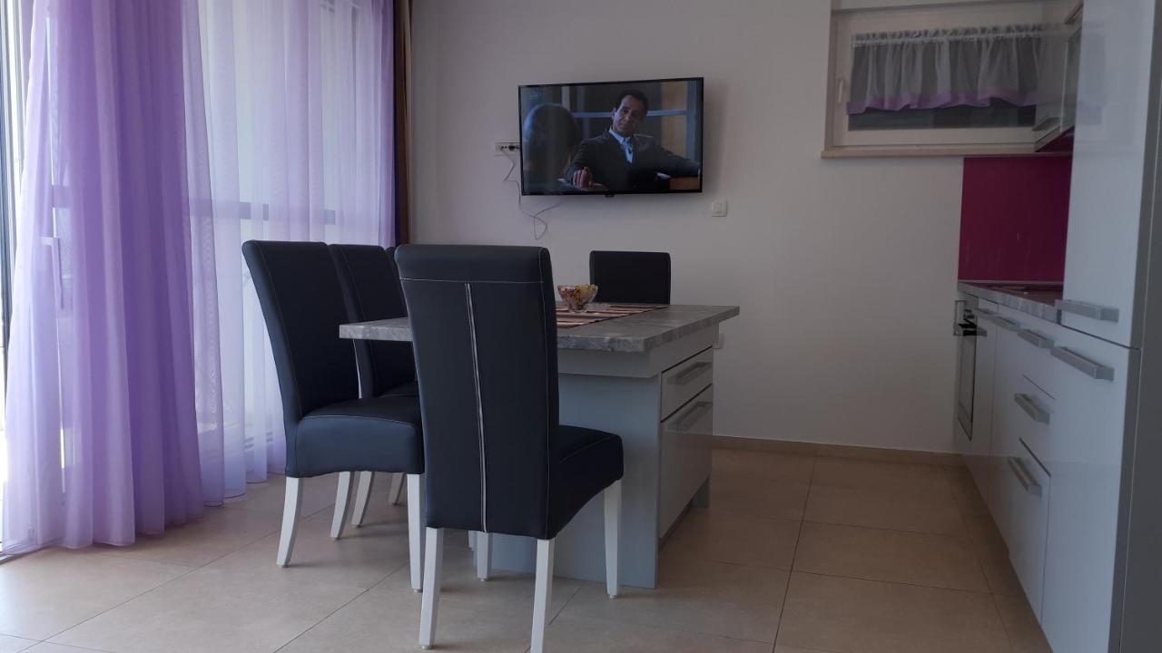 Apartment Villa Vala مالينسكا المظهر الخارجي الصورة